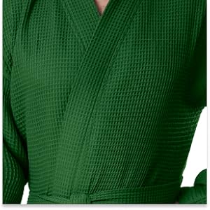 Close-up of dark green Men's Waffle Bathrobe fabric texture - Bagno Milano